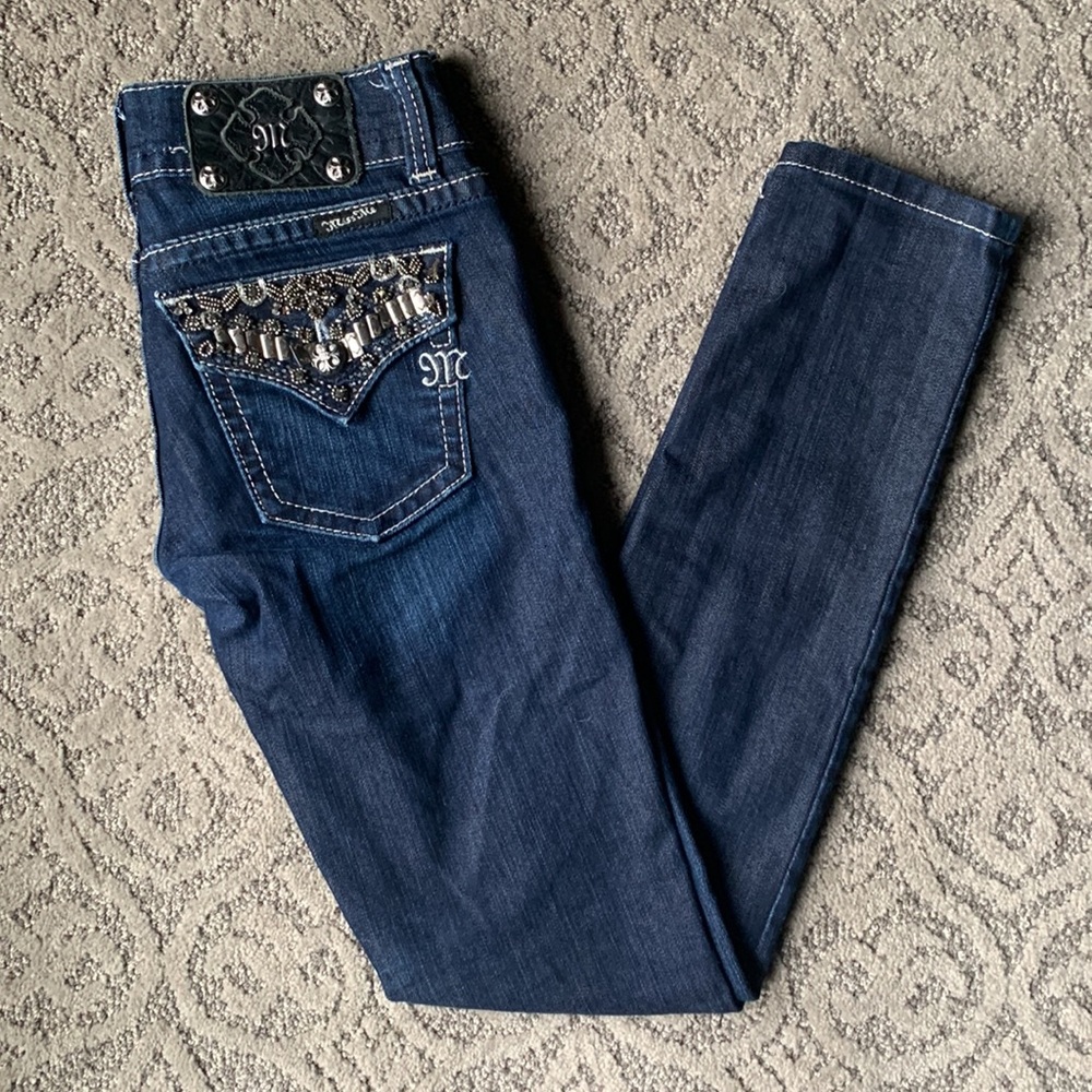 Like new Miss Me skinny jeans